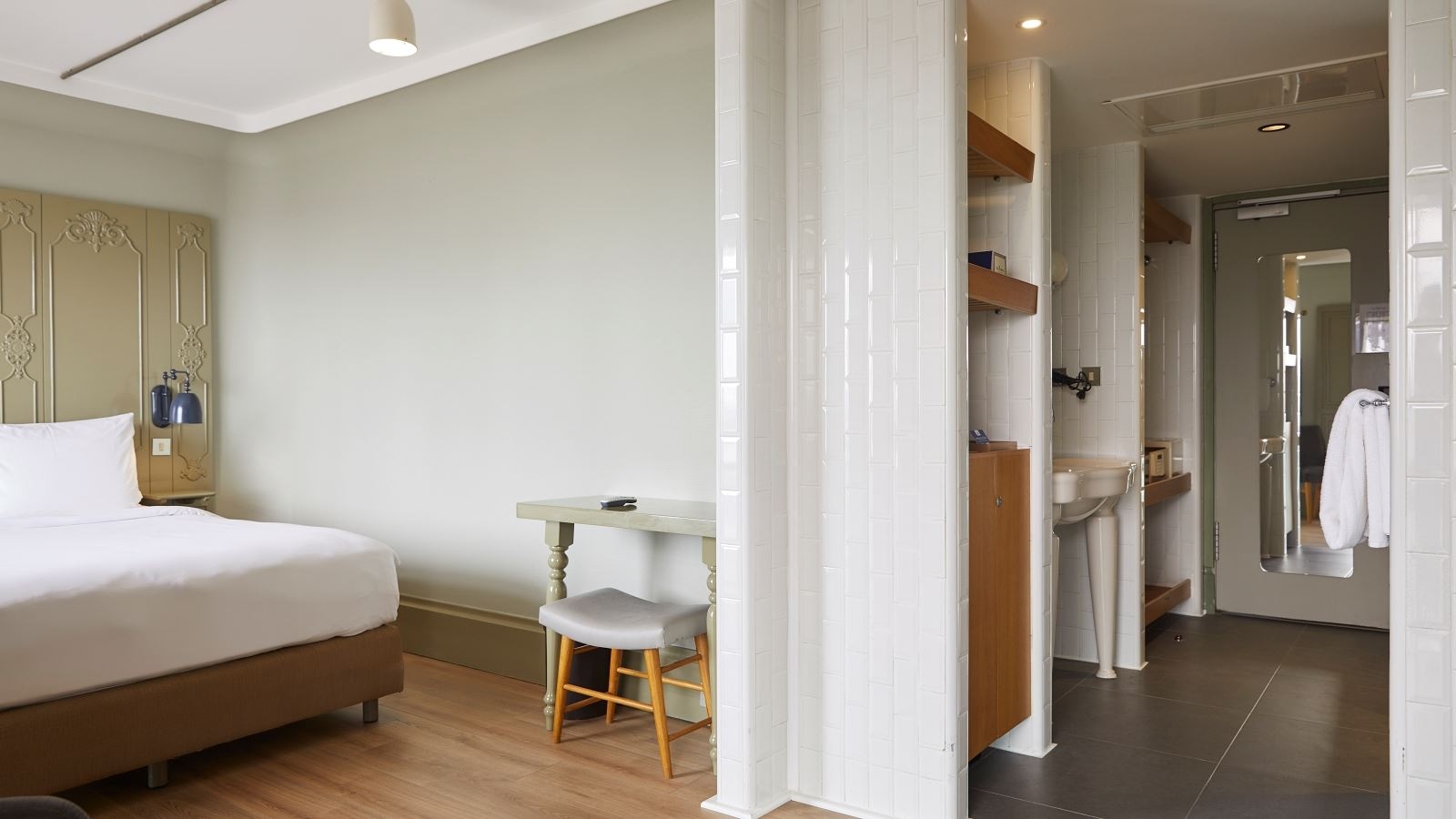 rooms-deluxe-sehir-manzarali