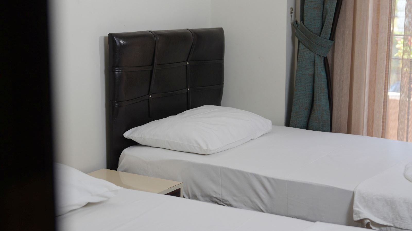 rooms-uc-kisilik-oda