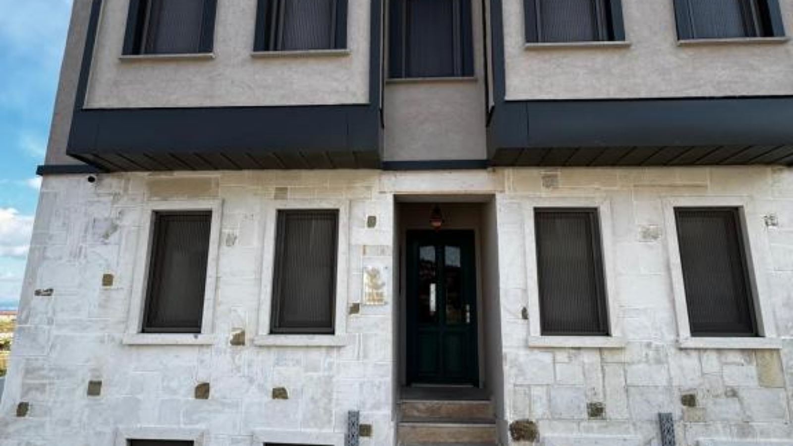 general-main-building