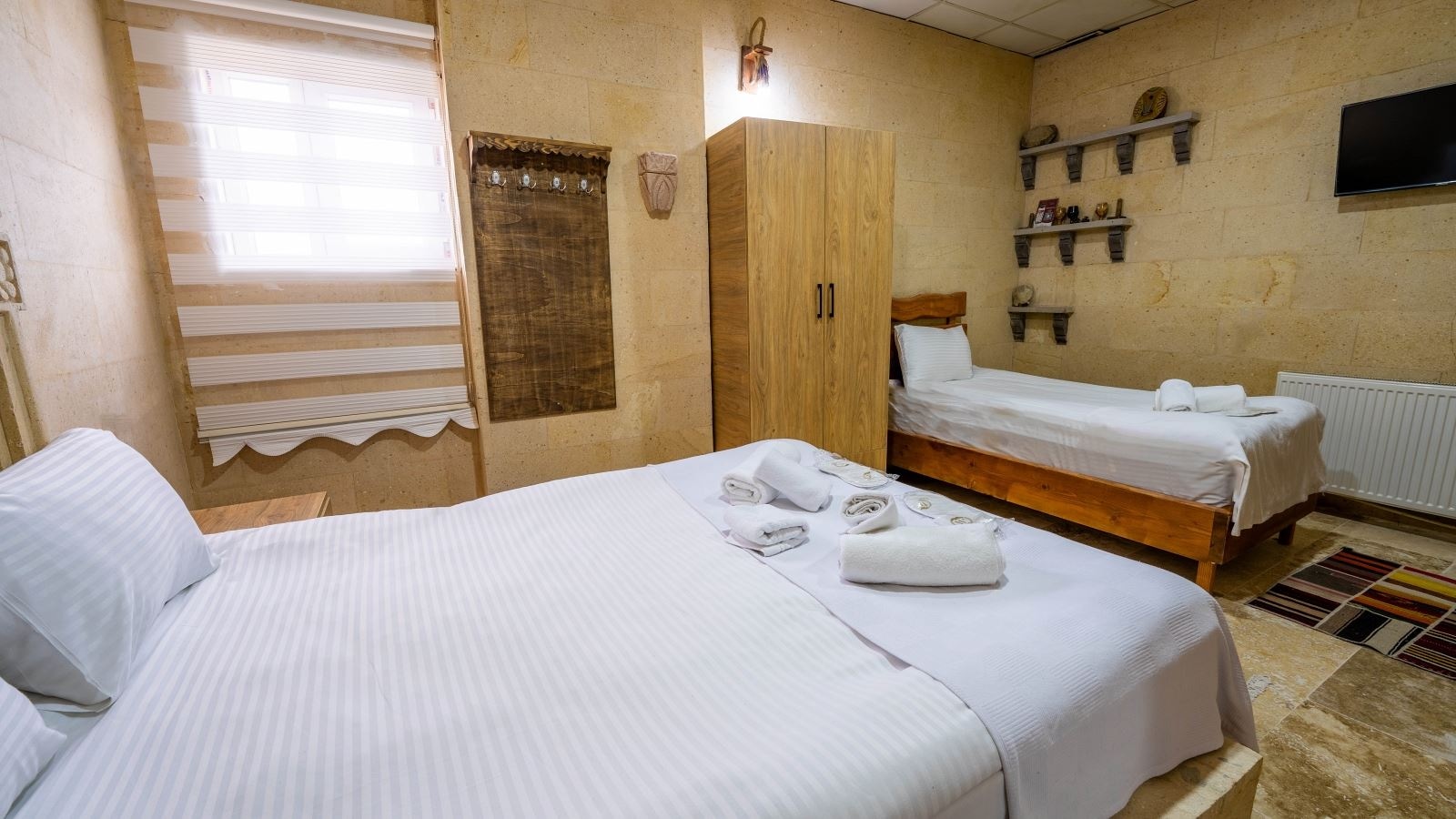 rooms-uc-kisilik-oda