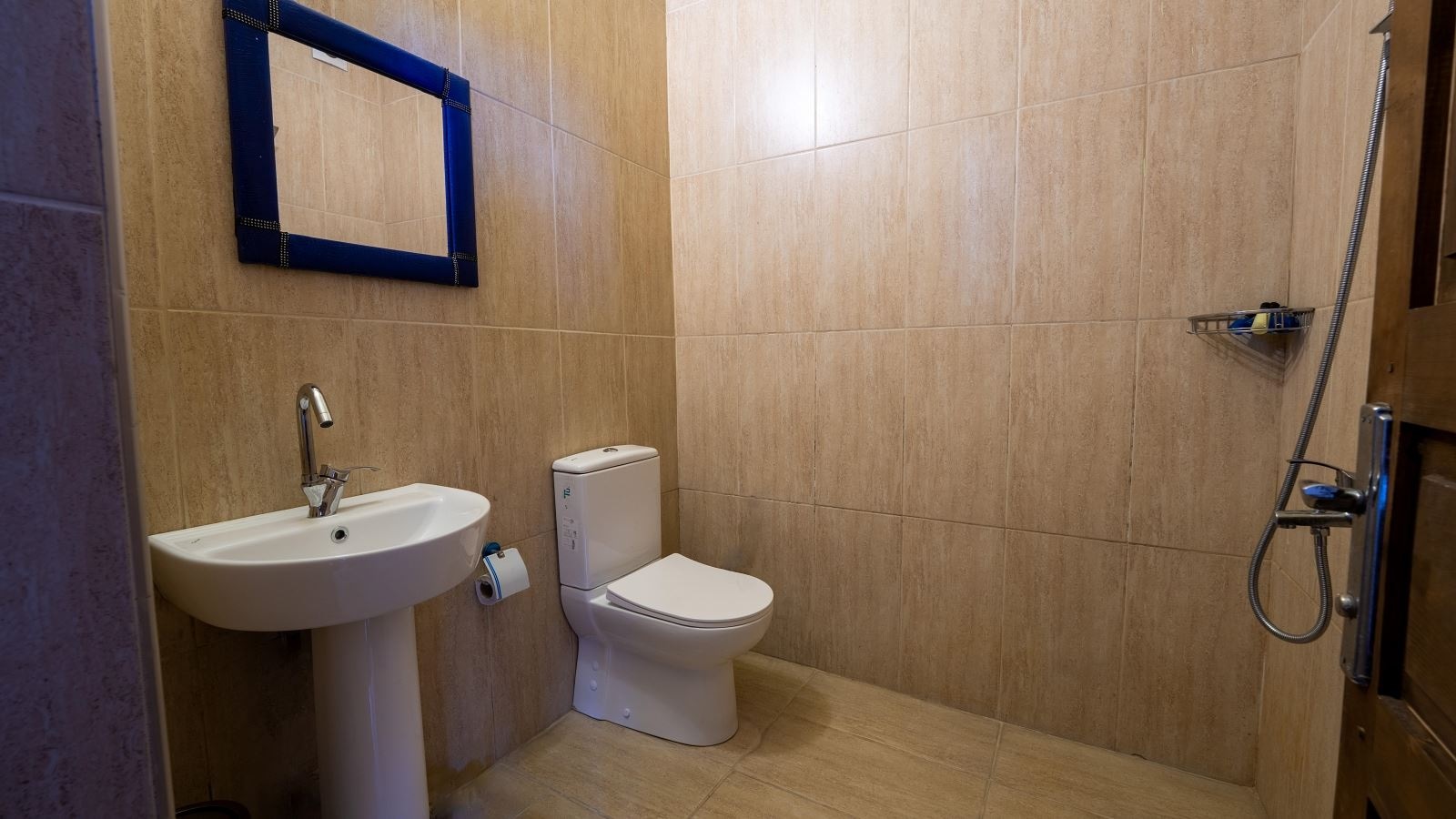 rooms-uc-kisilik-oda