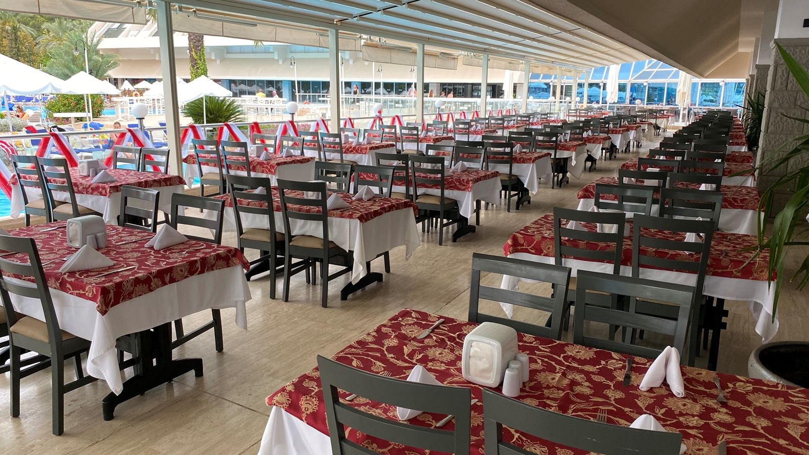 restaurants-main-restaurant