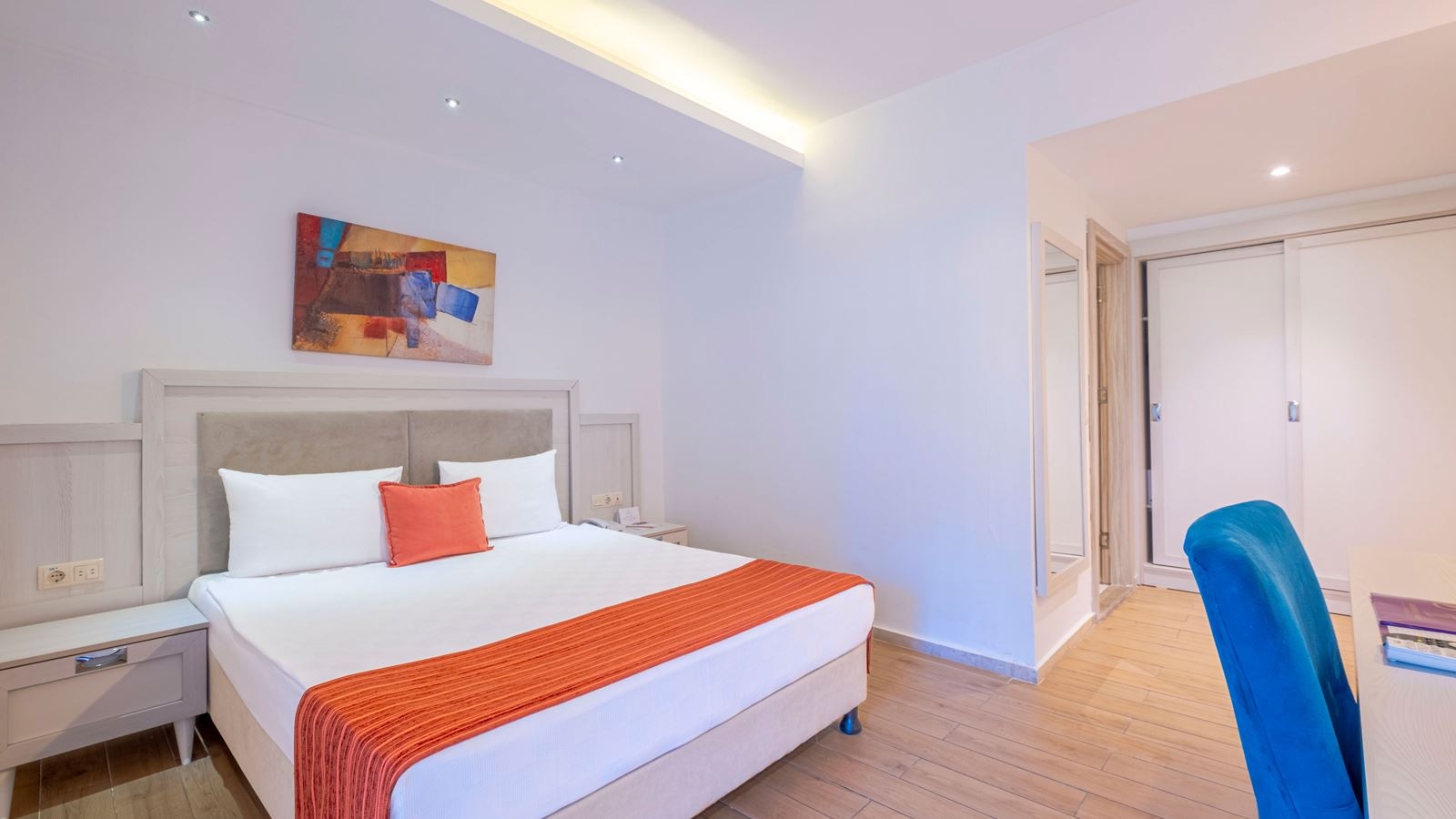 rooms-club-standard-room