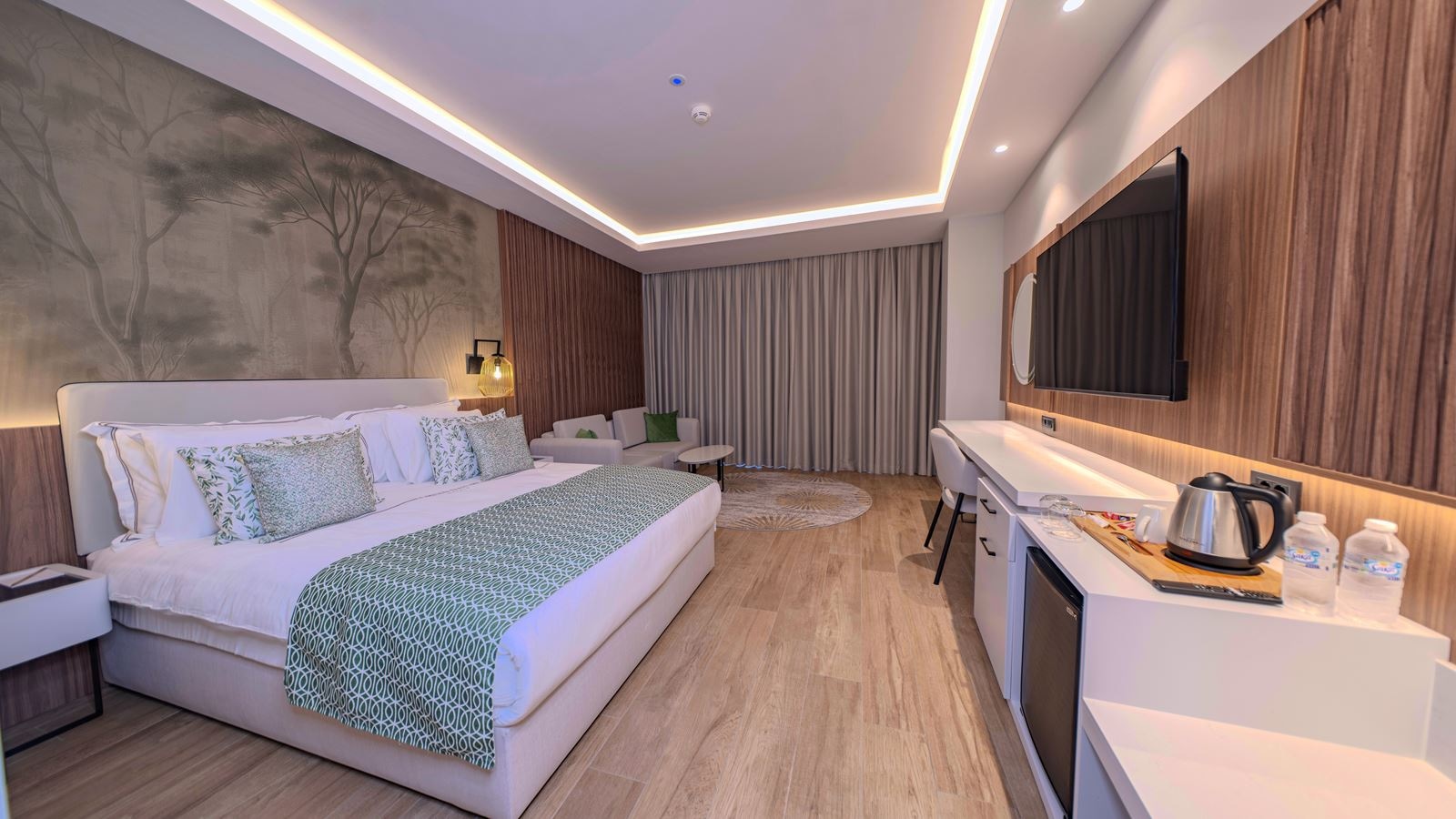 rooms-coral-room