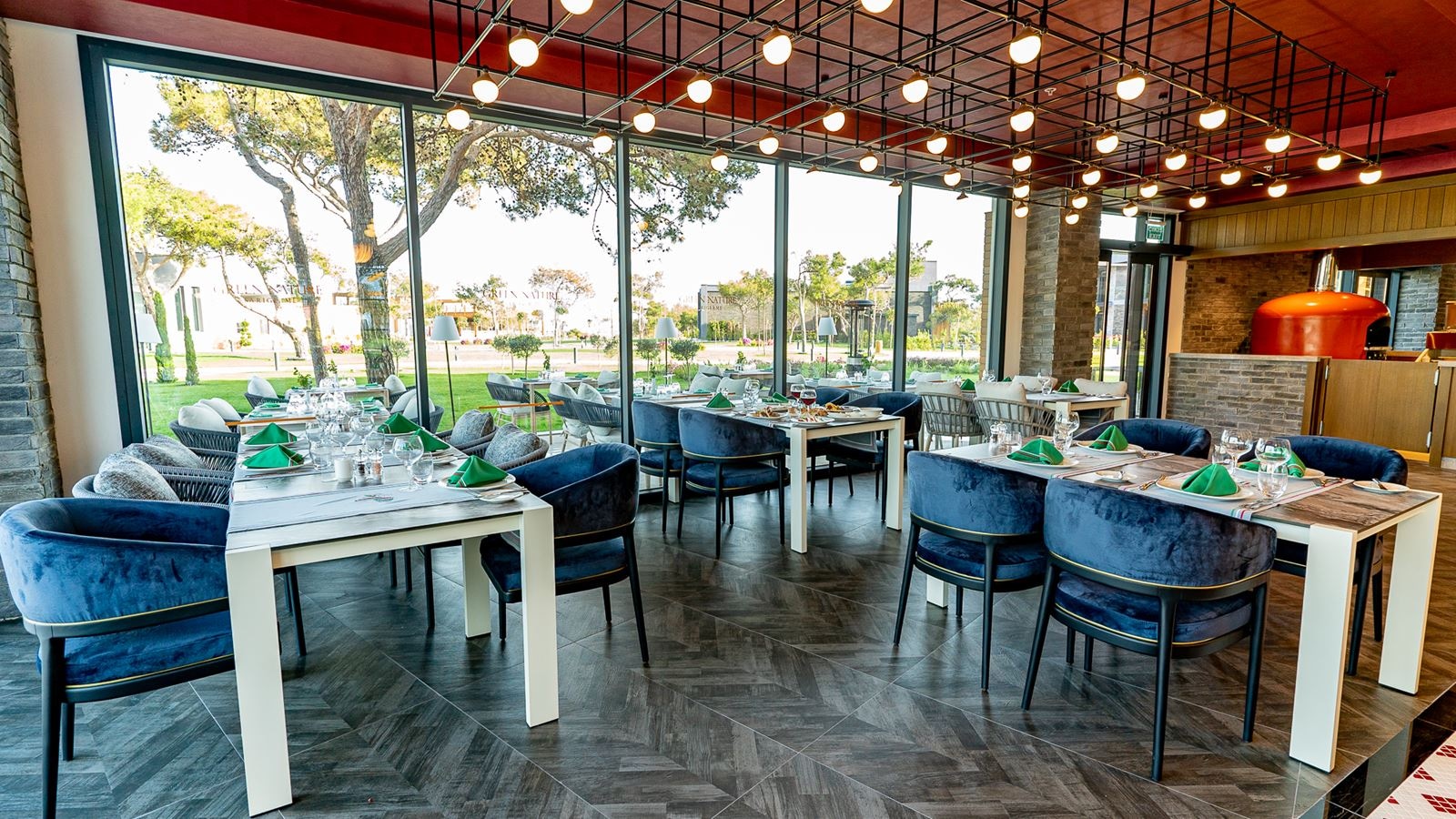 restaurants-la-gustosa-italian-restaurant