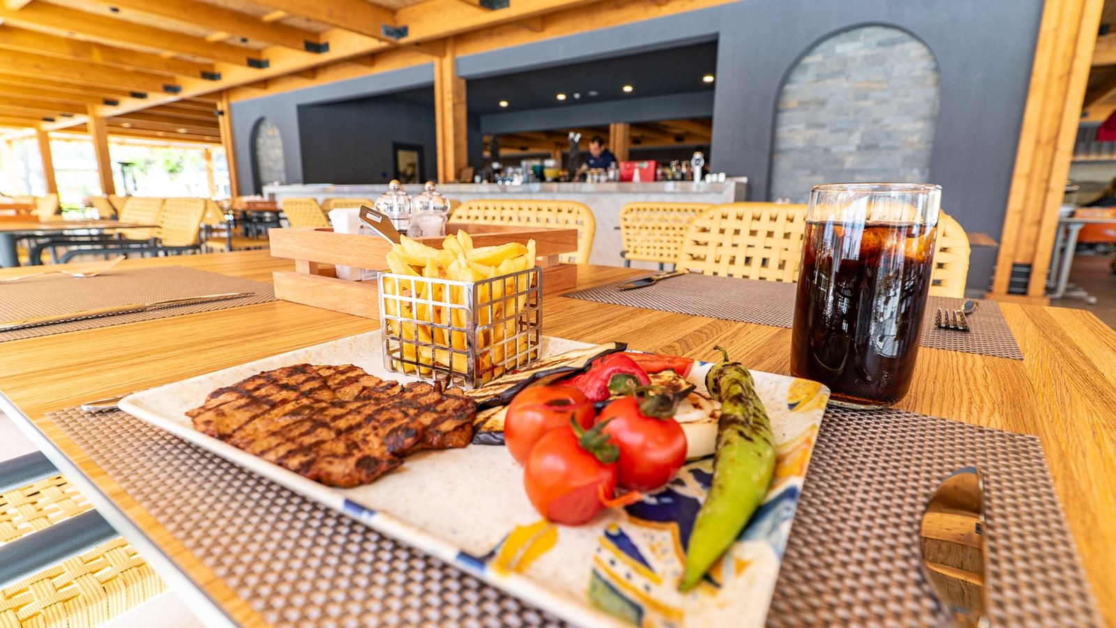 restaurants-bahar-snack-restaurant