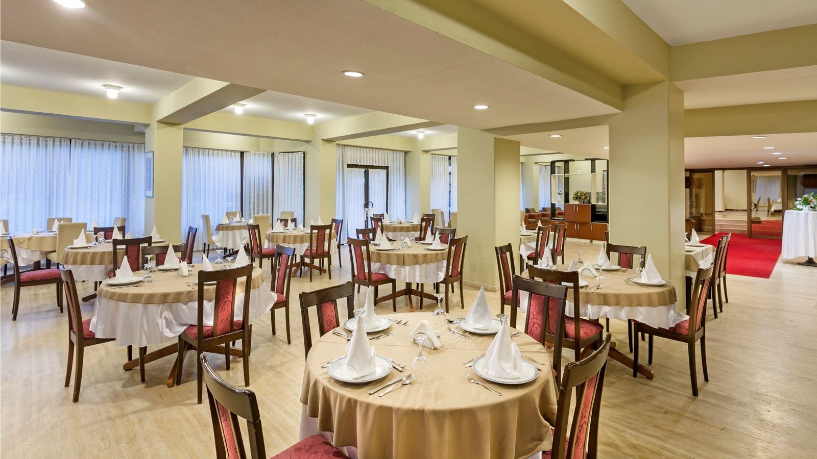 restaurants-sunset-restaurant