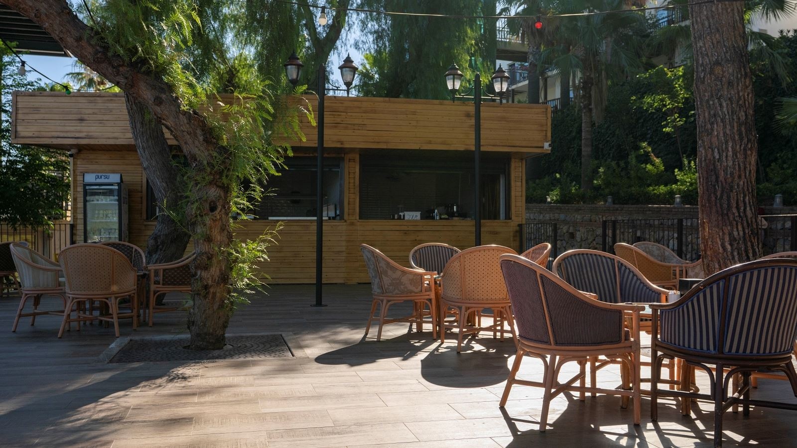 restaurants-tea-garden