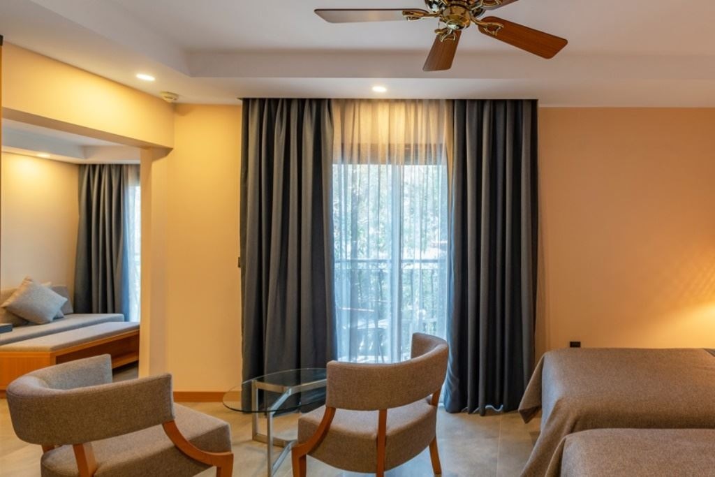 rooms-superior-garden-room