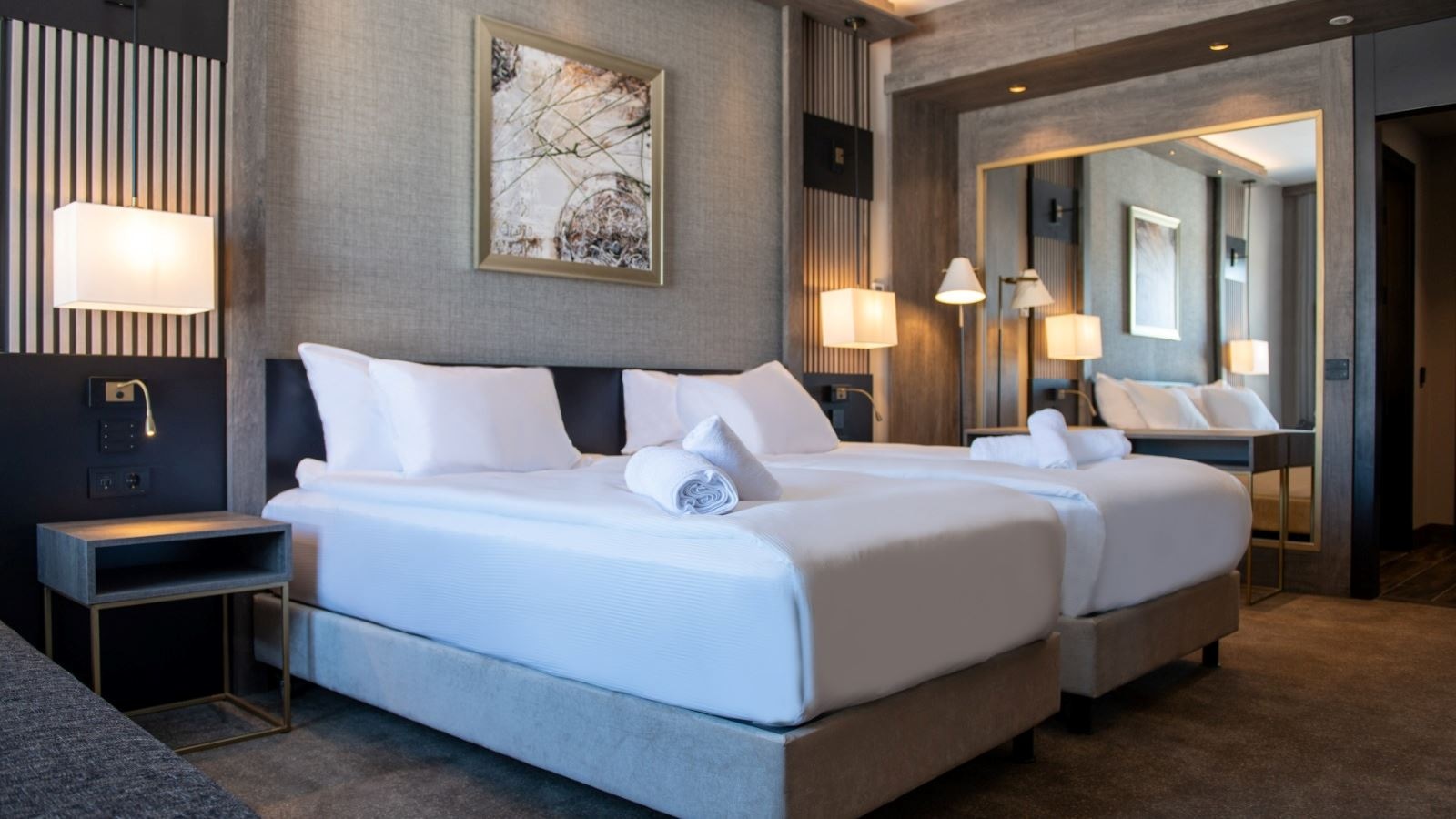 rooms-king-two-bedroom-suite