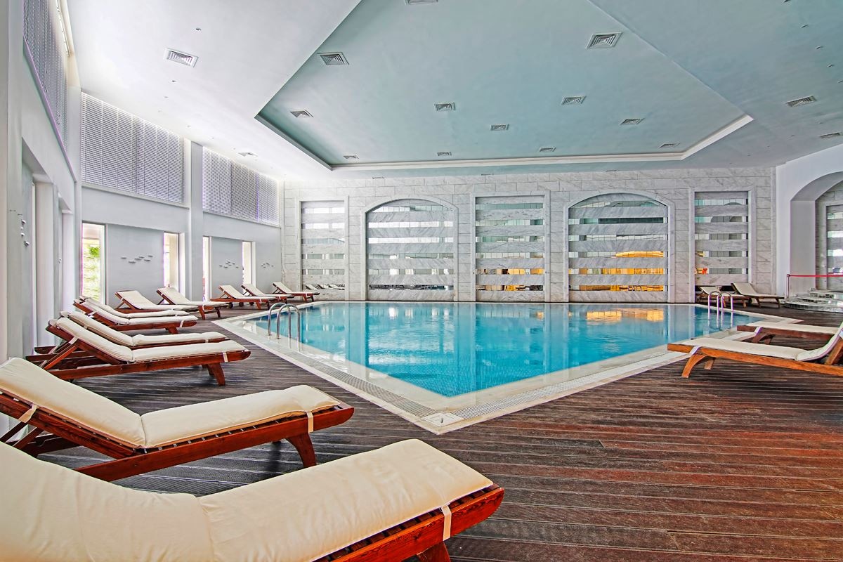 pools-indoor-pool