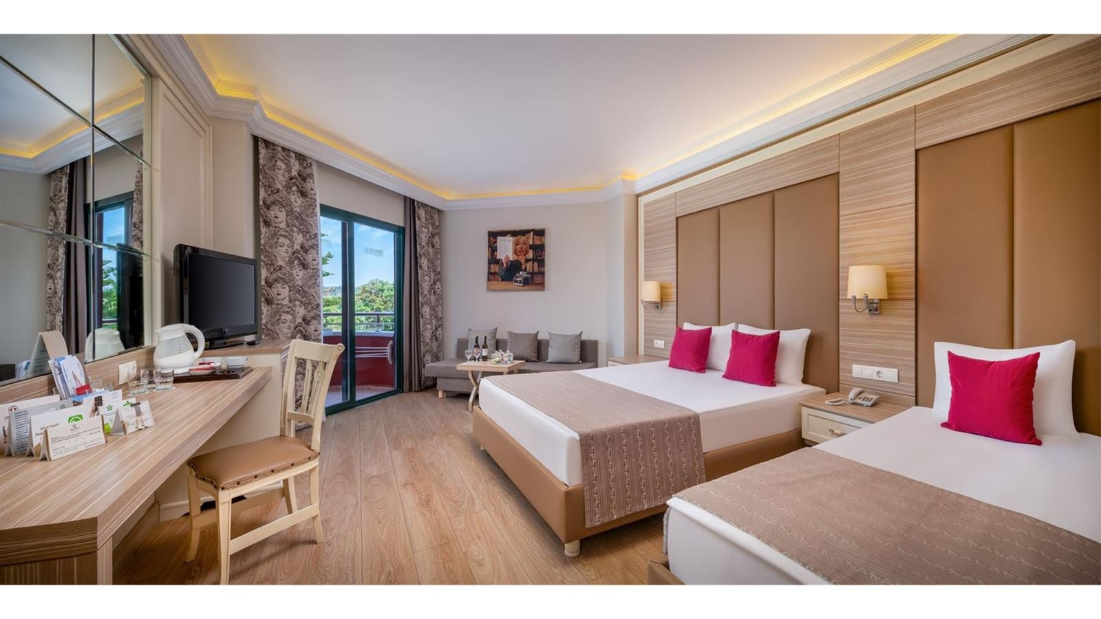 rooms-standart-room-land-view
