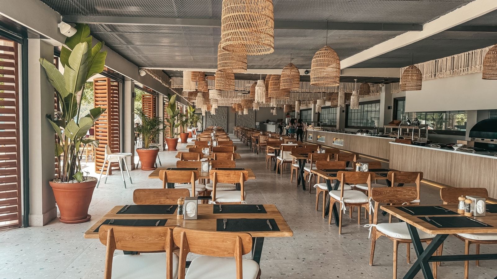 restaurants-main-restaurant