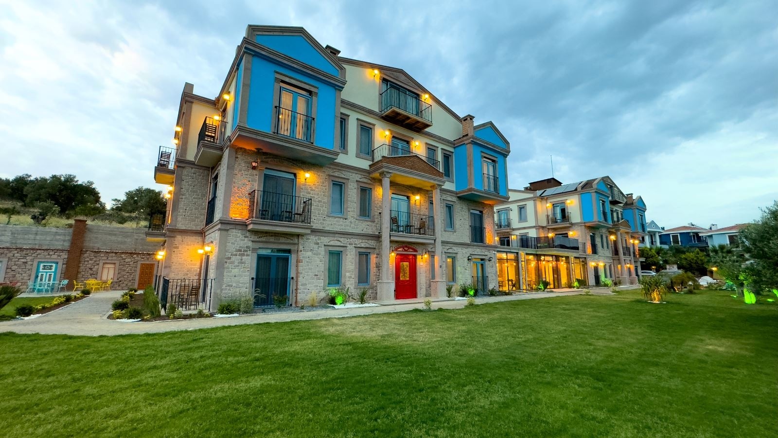 general-main-building