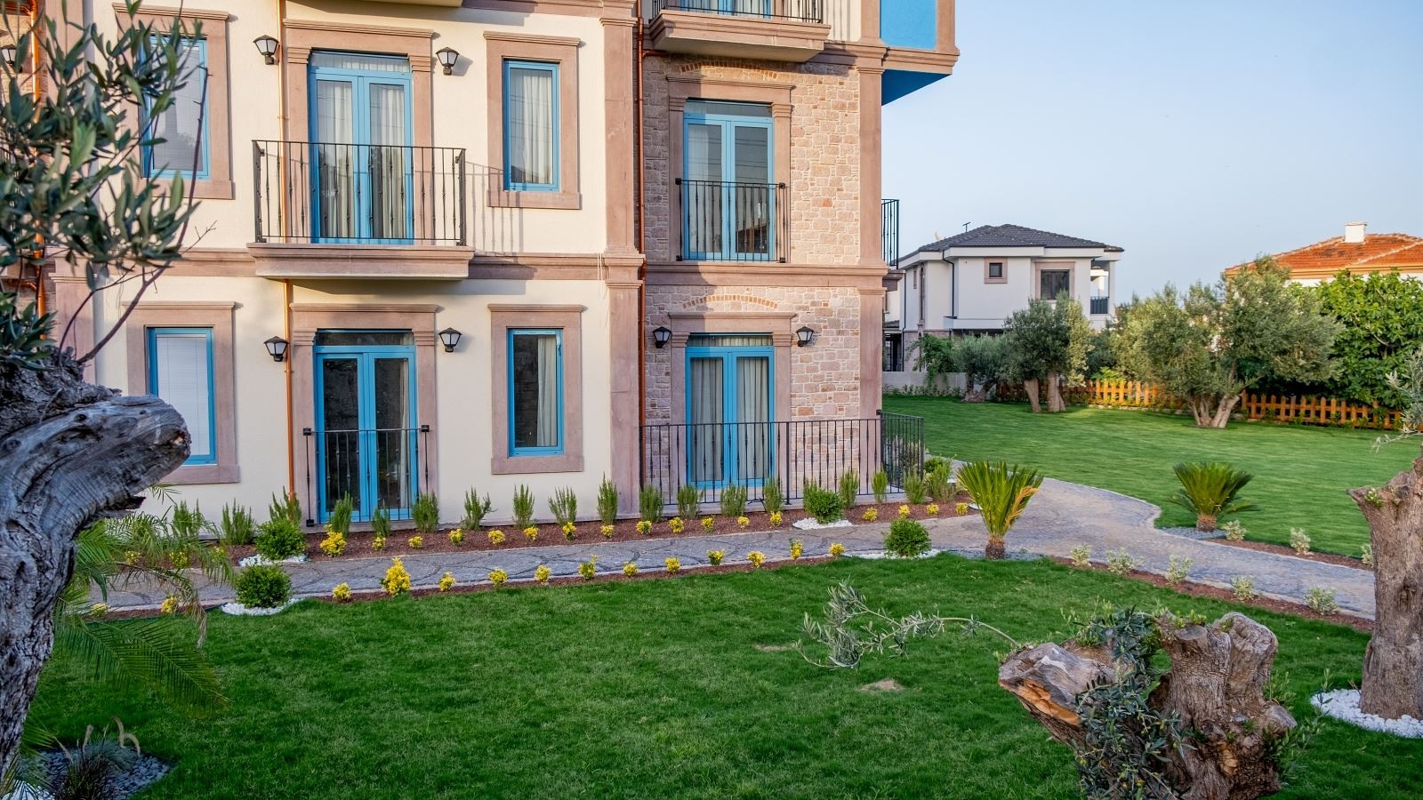 general-main-building