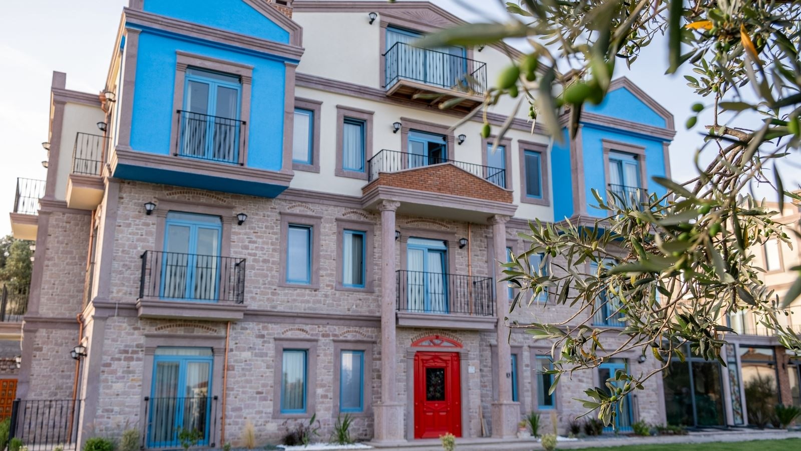 general-main-building