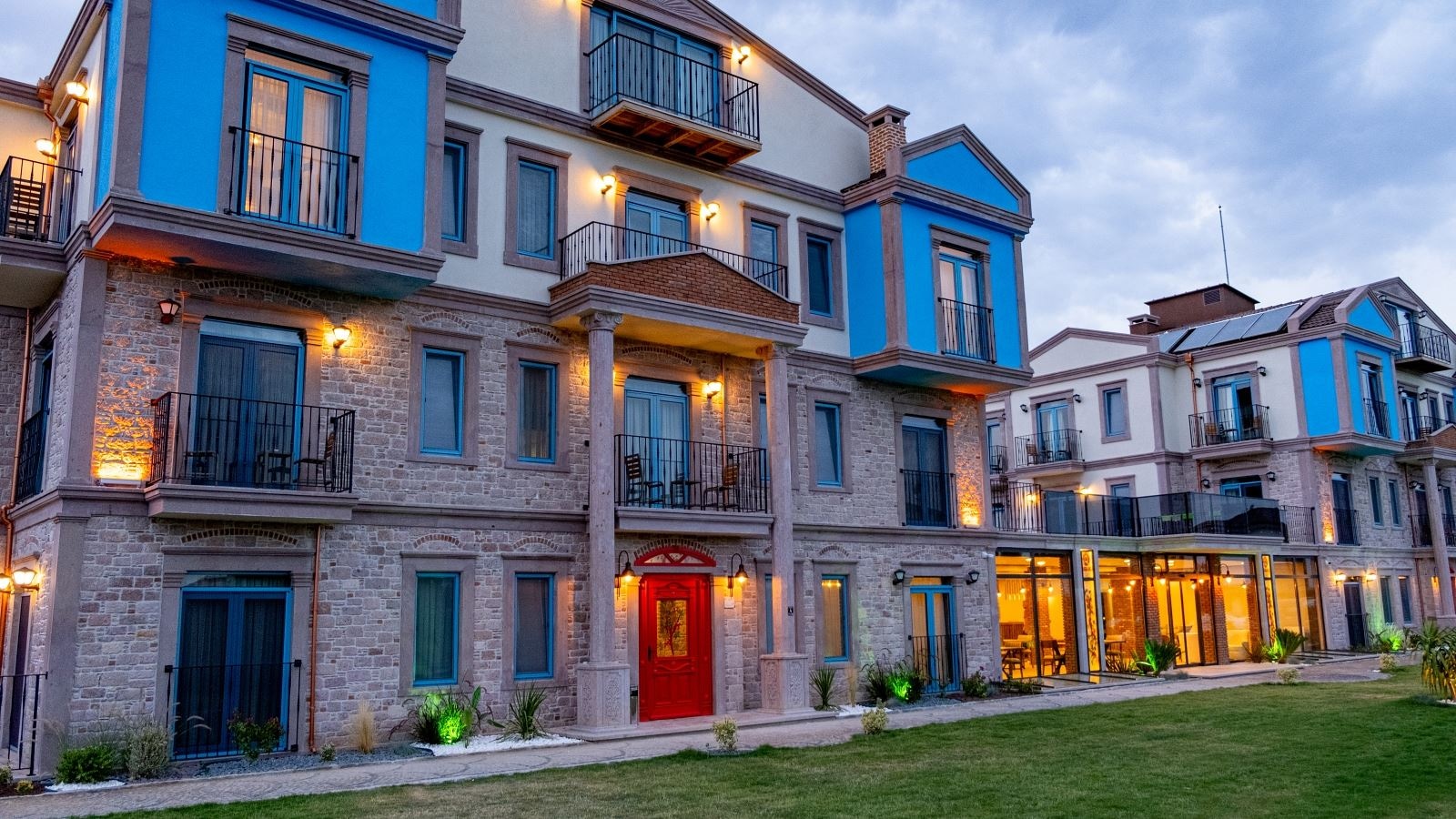 general-main-building