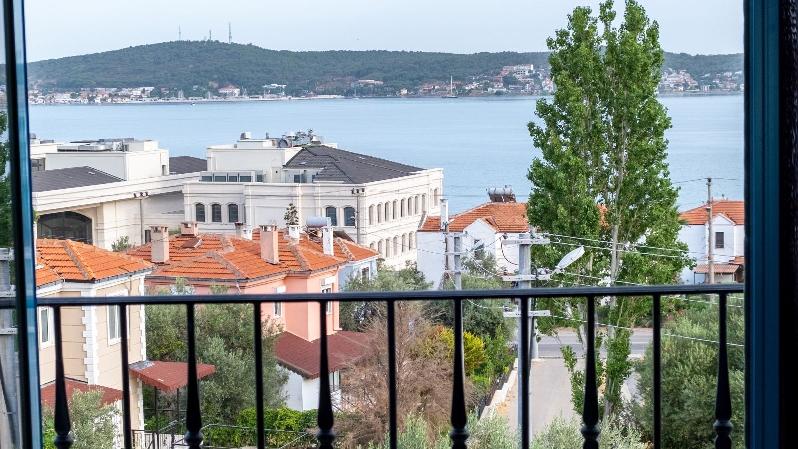 rooms-deniz-manzarali-deluxe-oda