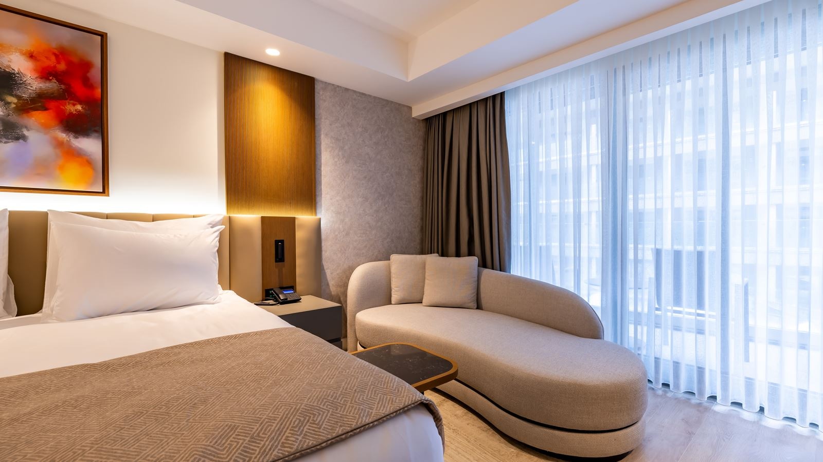 rooms-deluxe-room-seaview