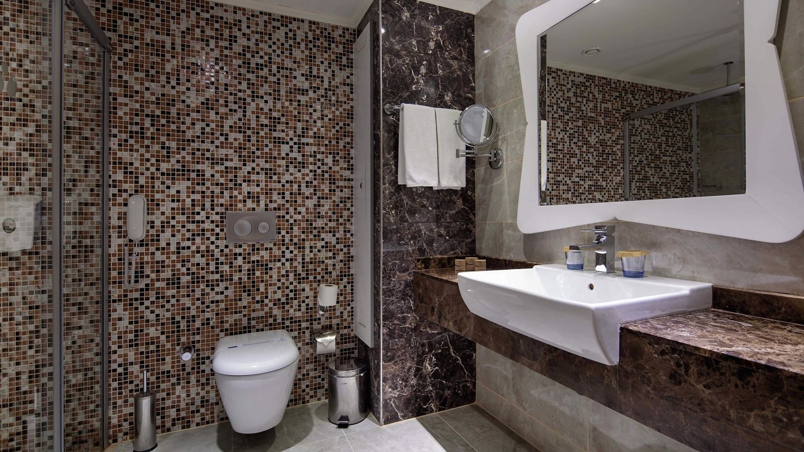 rooms-standard-room-side-sea-view