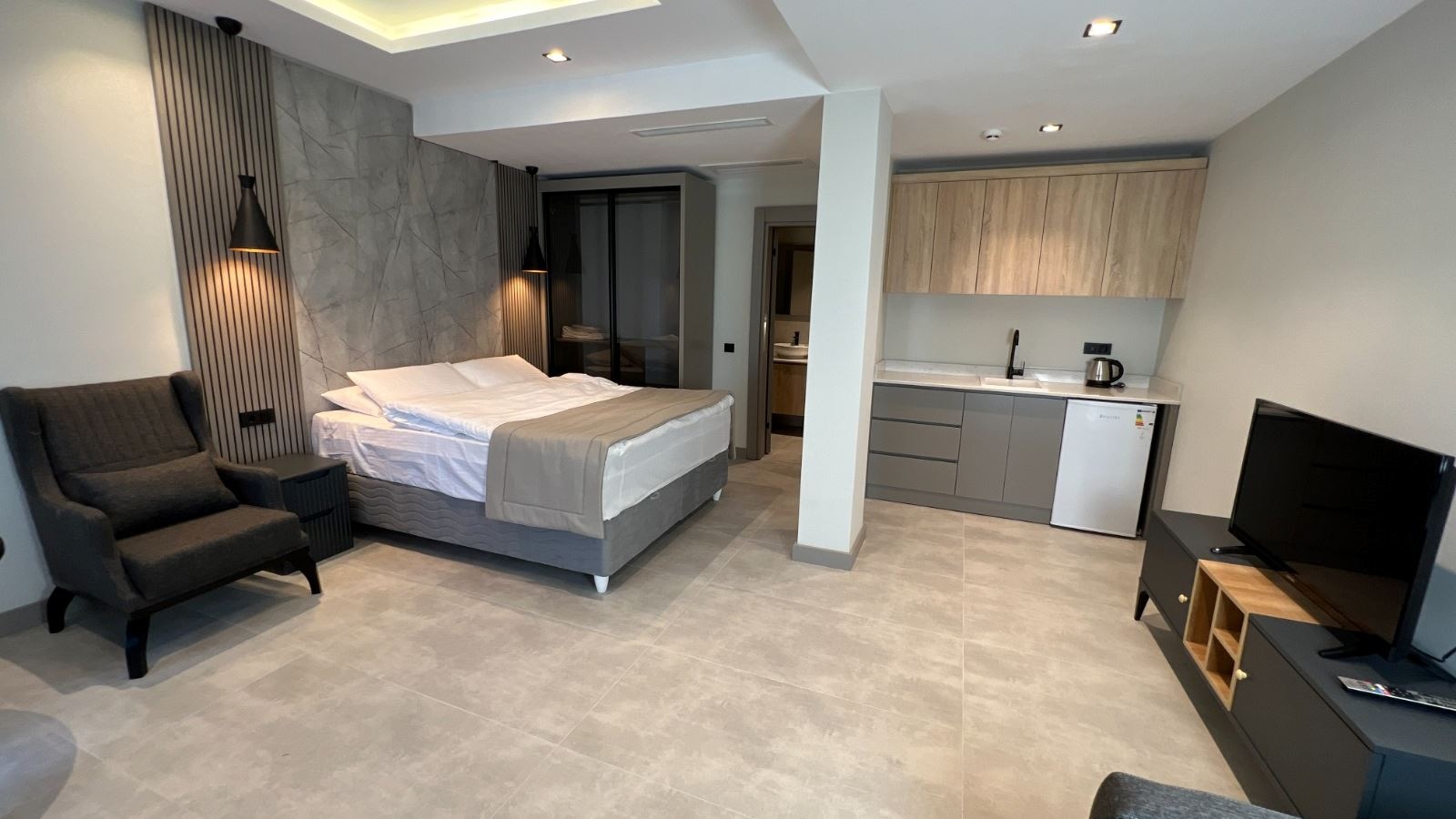 rooms-family-room-2+1