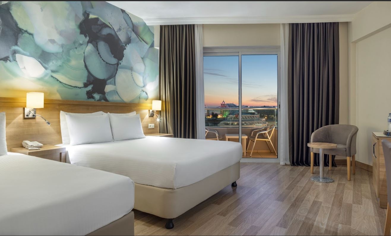 rooms-superior-room-with-balcony