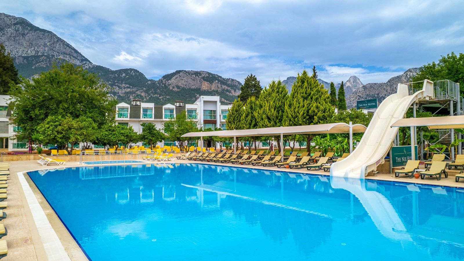 water-park-water-park