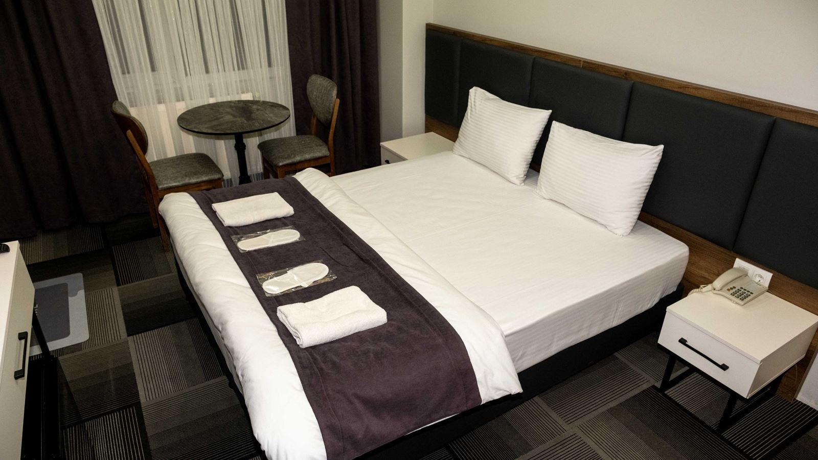 rooms-suit-oda