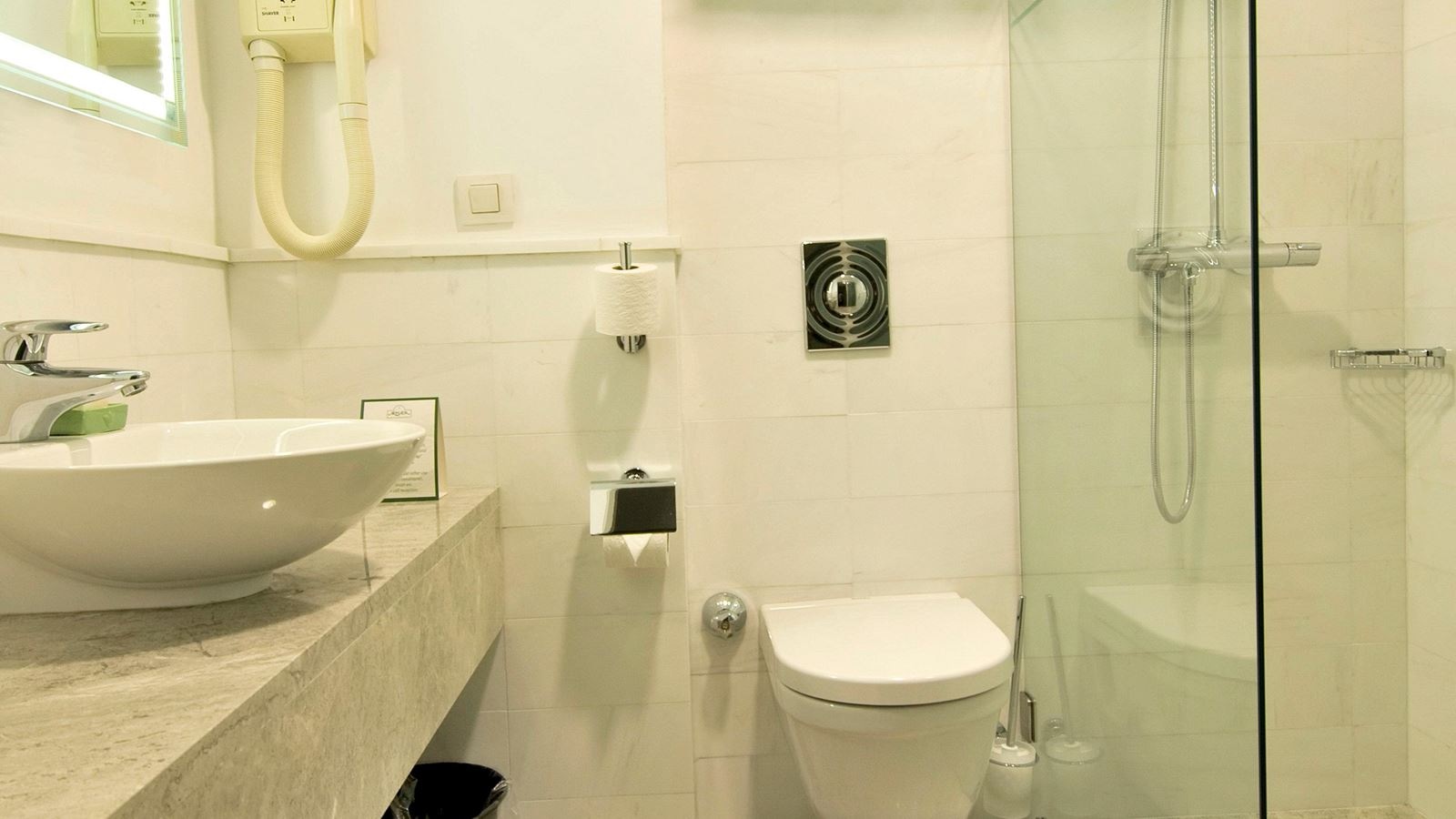 rooms-double-standard