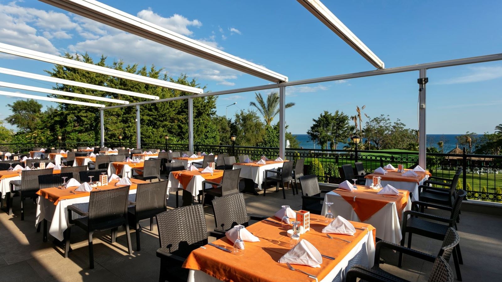 restaurants-horizon-restaurant