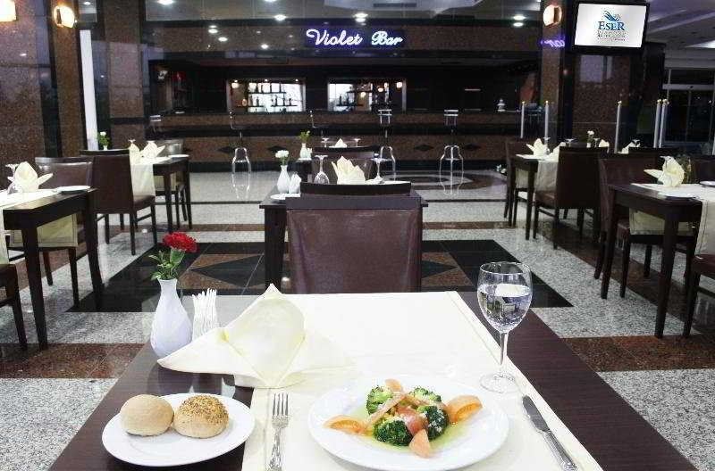 restaurants-restaurants