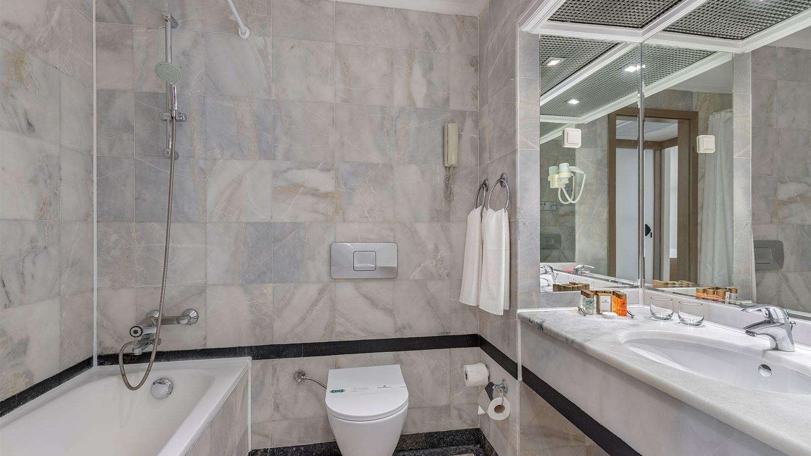 rooms-standard-room-sea-view