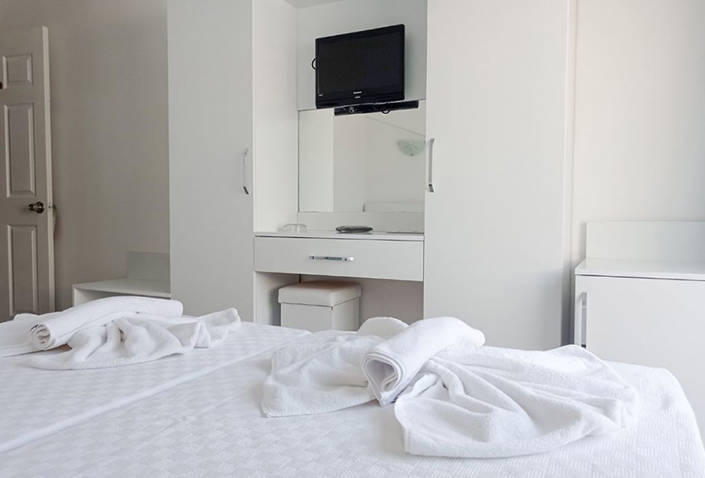 rooms-family-room-two-bedrooms