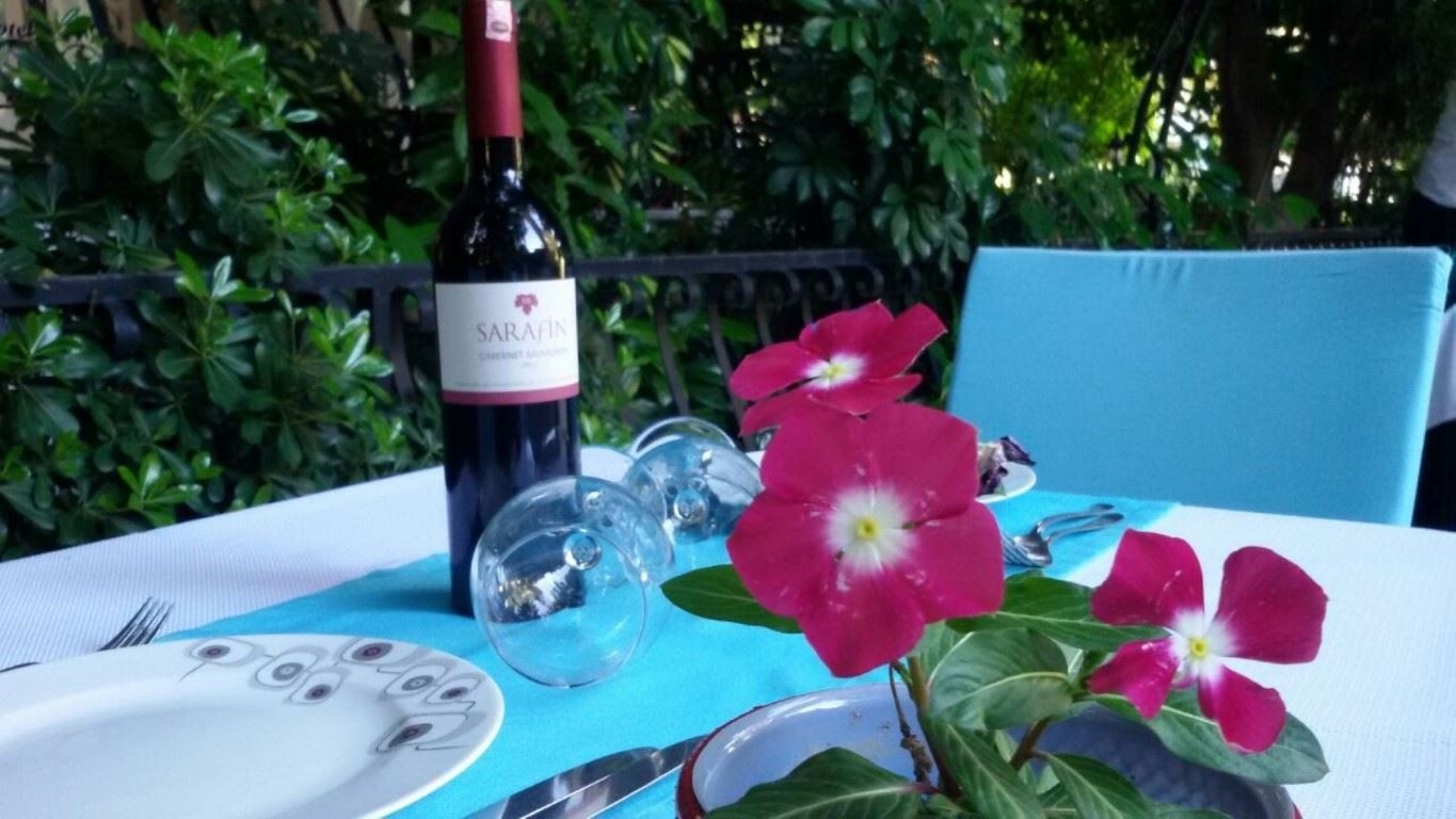 restaurants-indoor-restaurant