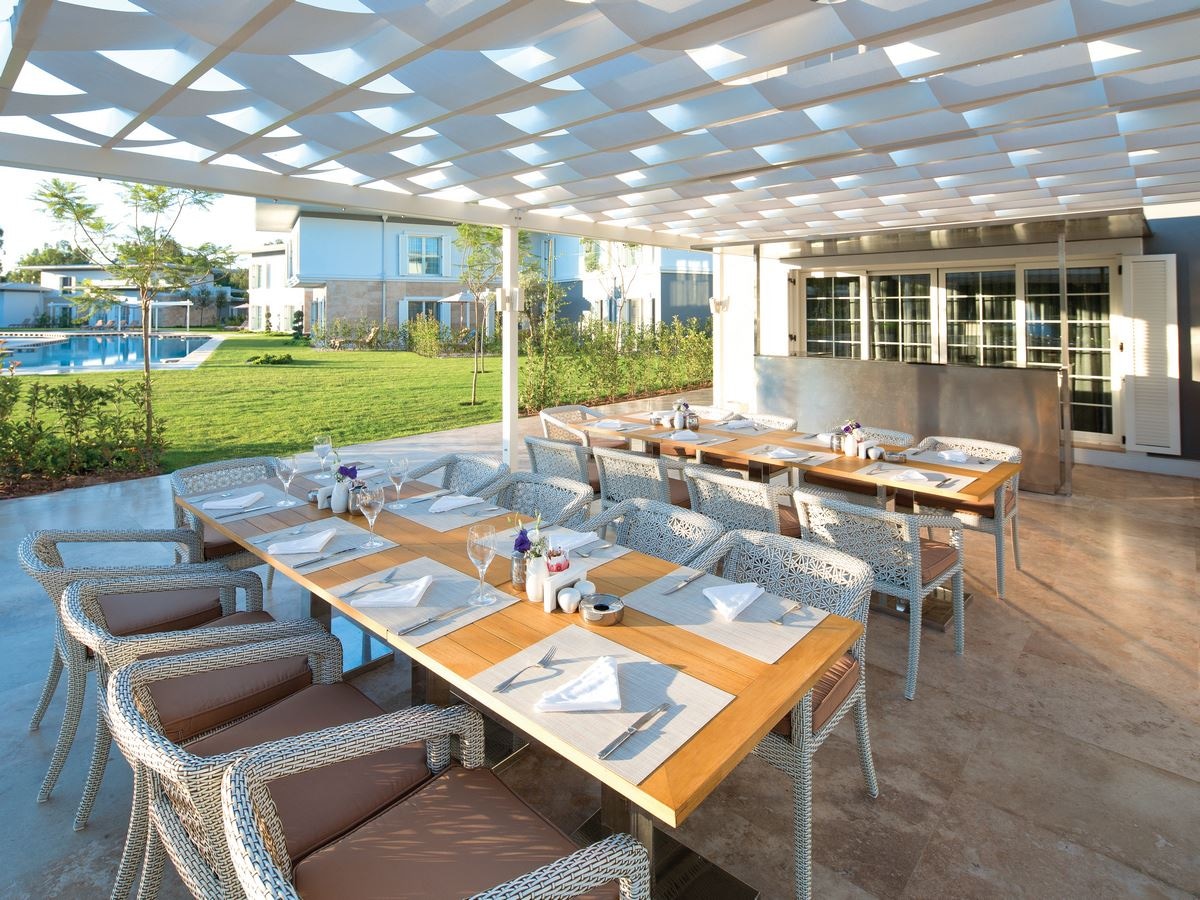 restaurants-azure-restaurant