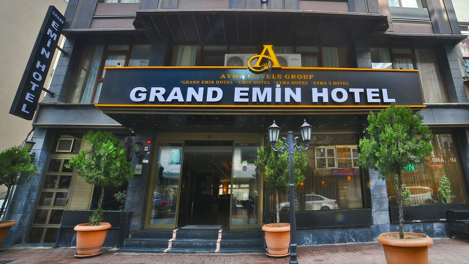 general-main-building