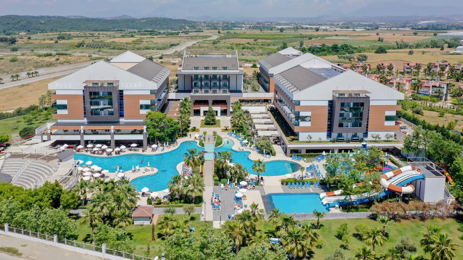 water-park-outdoor-pool