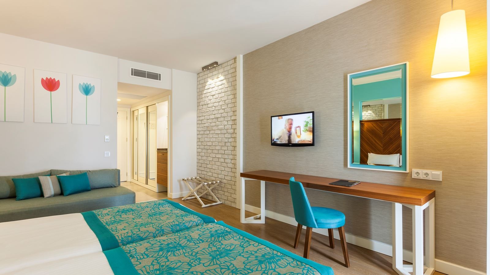 rooms-single-standart-room-side-sea-view-upper-floor