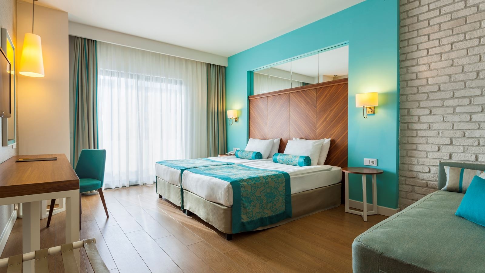 rooms-single-standart-room-side-sea-view-upper-floor