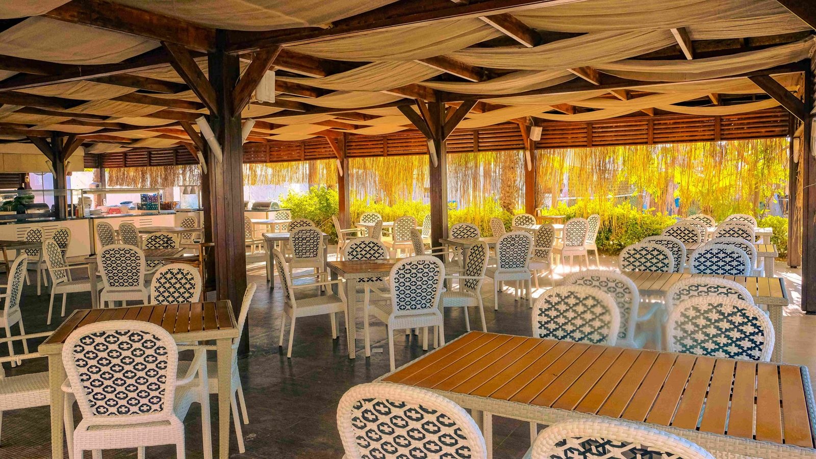 restaurants-snackbar