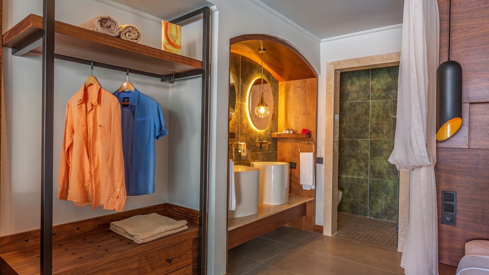 rooms-luxury-suites-with-jacuzzi