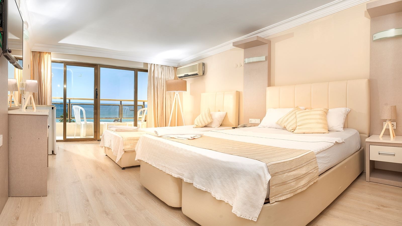 rooms-standard-room-with-sea-view