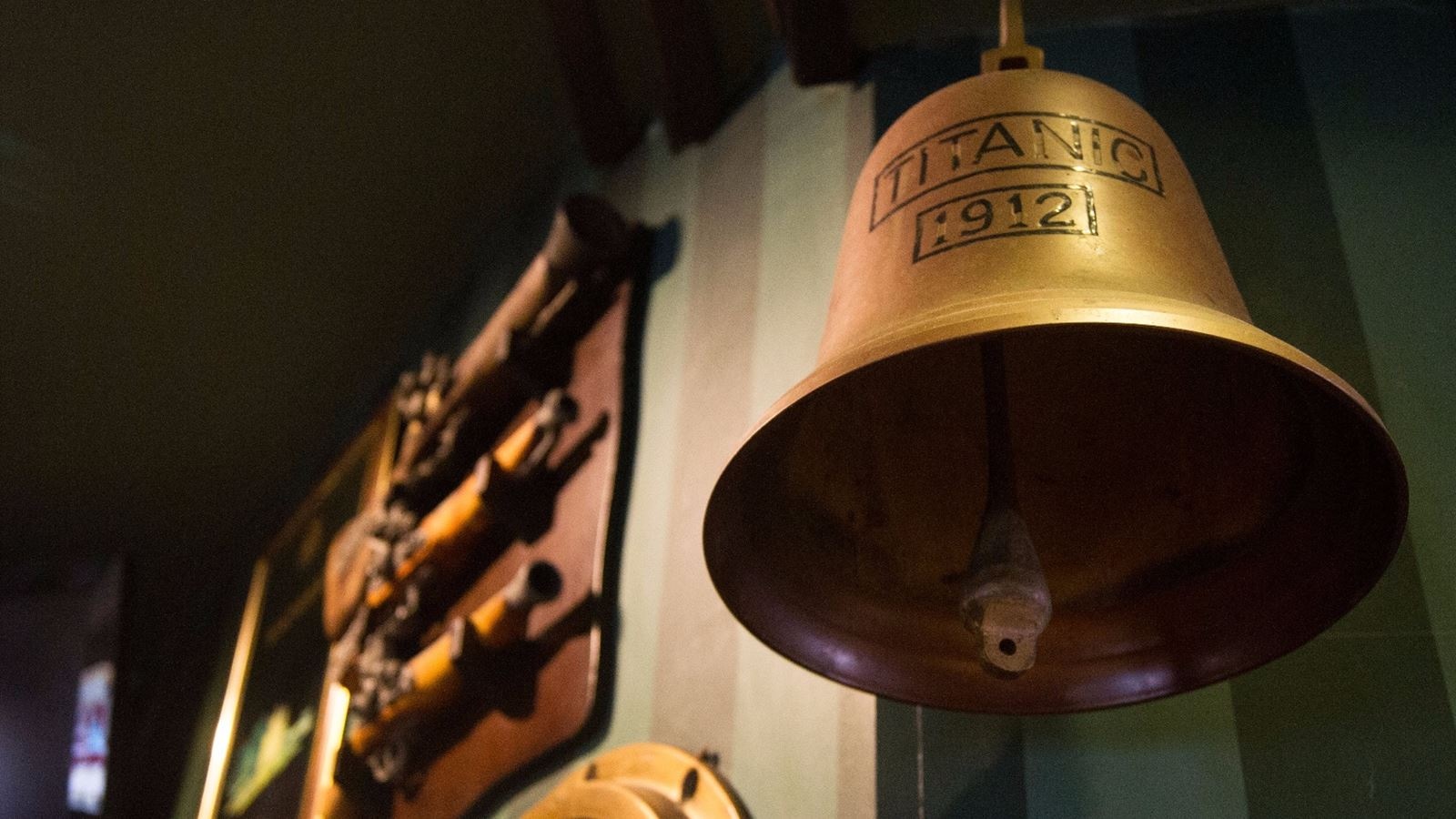 bars-sherlock-holmes-pub