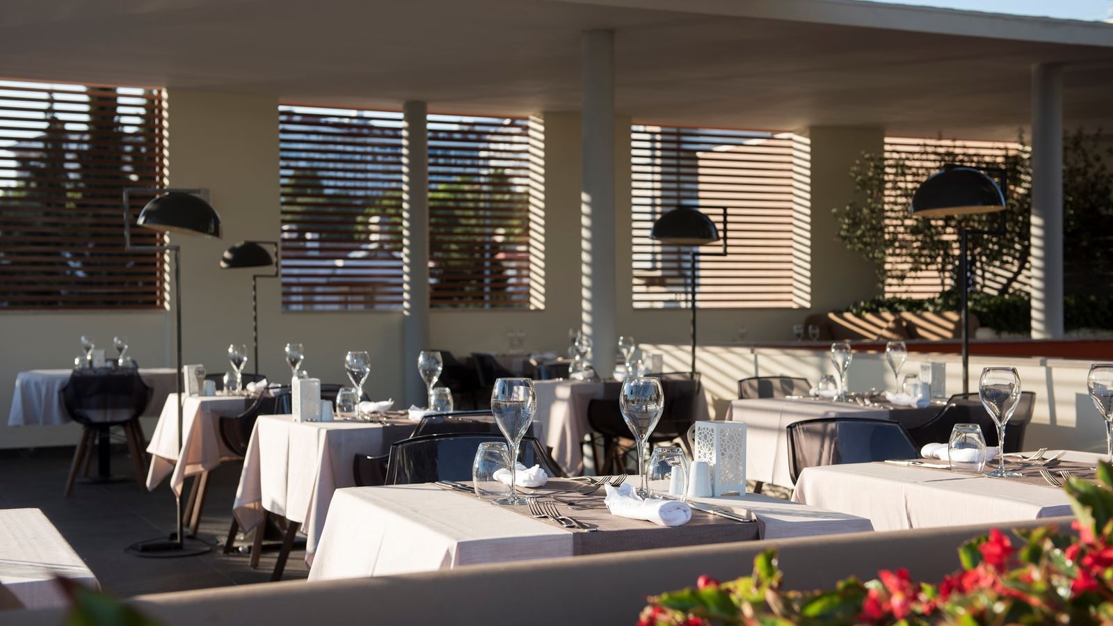 restaurants-olive-italian-a-la-carte-restaurant