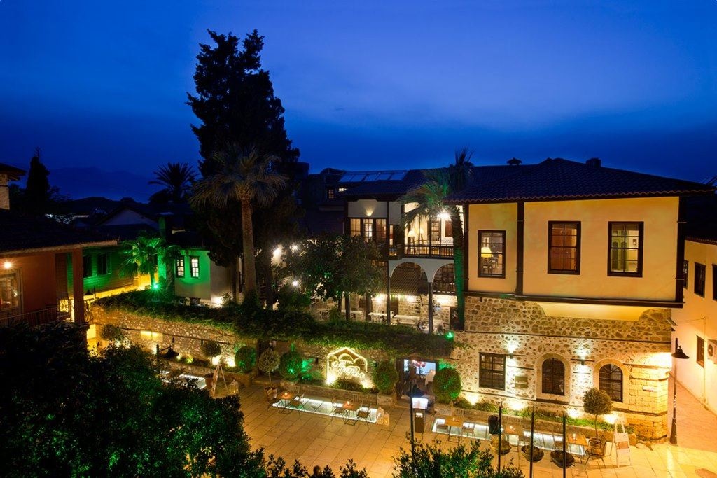 general-main-building