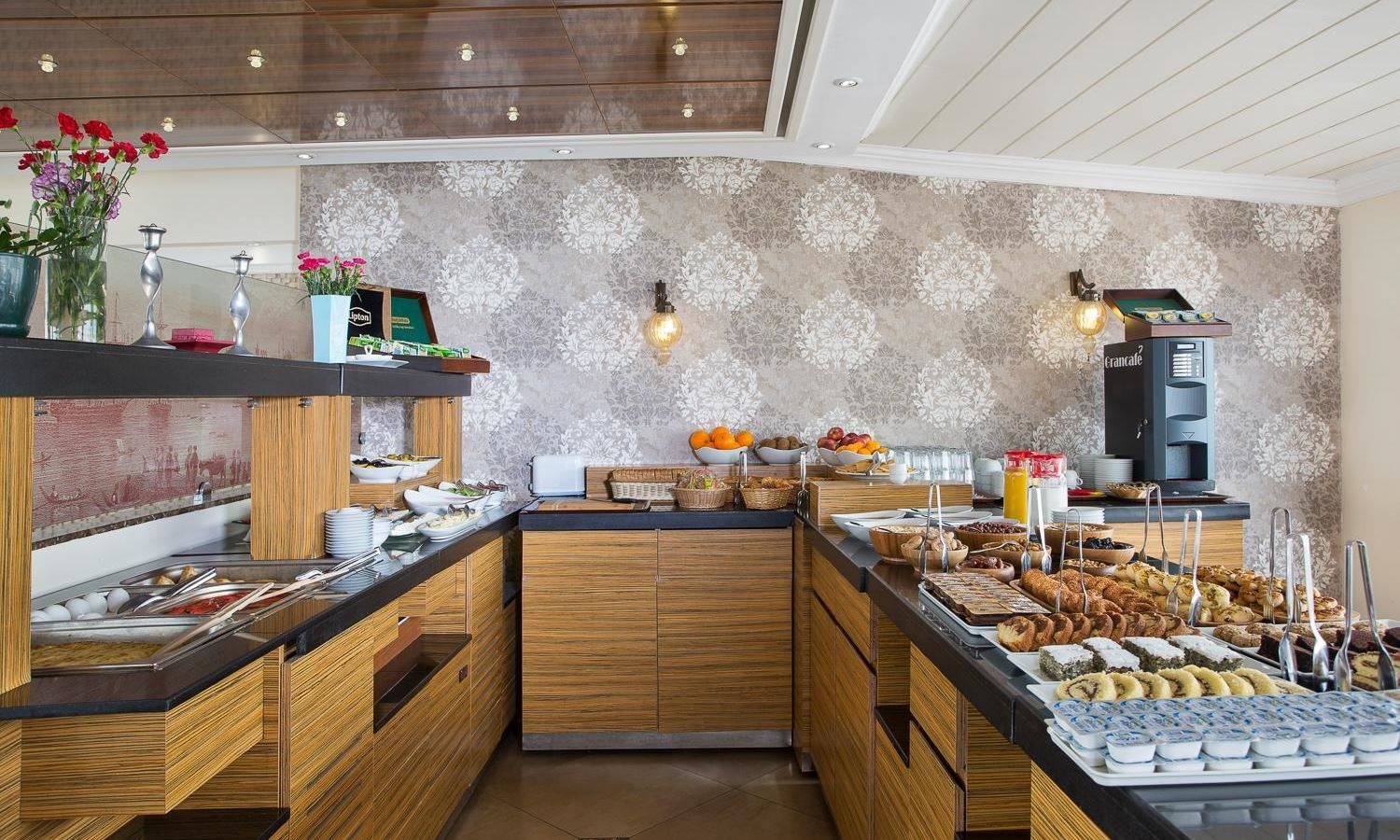 restaurants-restaurants