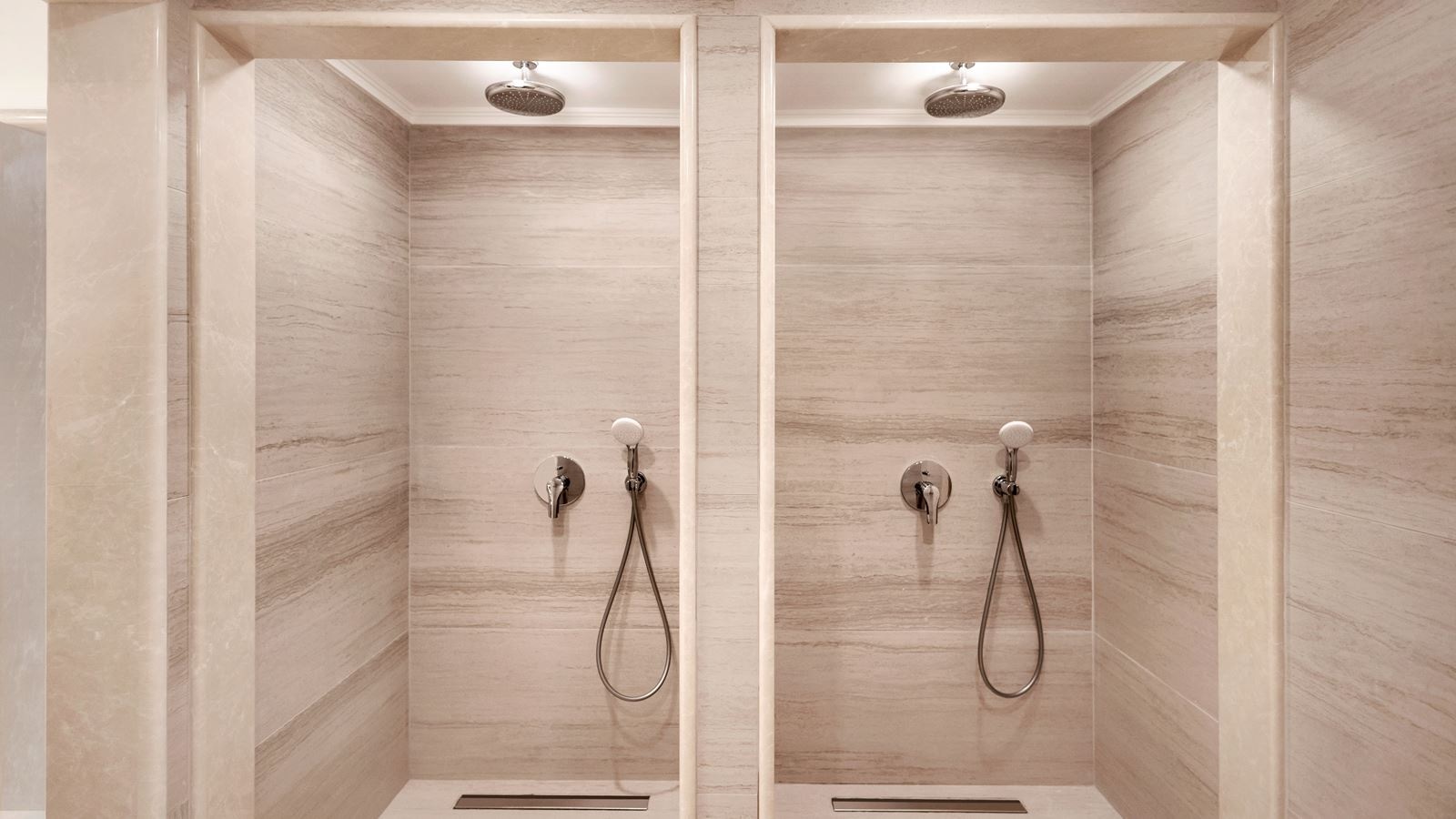 rooms-deluxe-family-suite