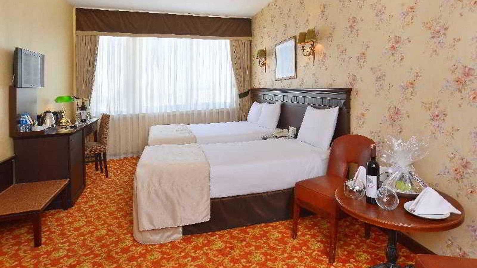 rooms-family-room-standard