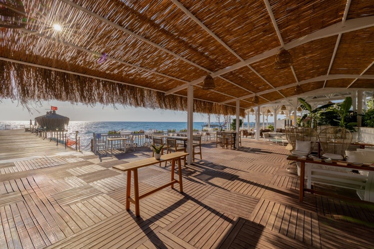 restaurants-beach-club