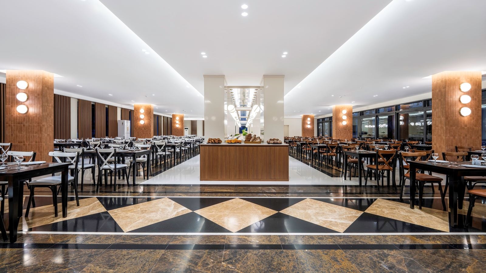 restaurants-restaurants